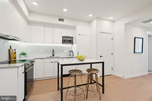 733 8th St SE, Washington, DC 20003 - Photo 4