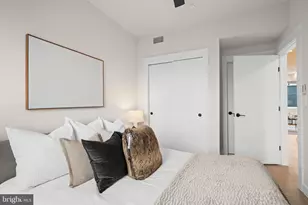 733 8th St SE, Washington, DC 20003 - Photo 8