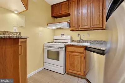 2939 Van Ness Street NW #737, Washington, DC 20008 - Photo 4