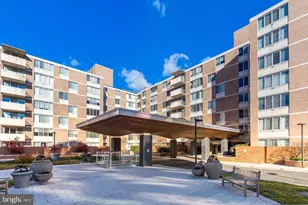 2939 Van Ness St NW, Washington, DC 20008 - Photo 18