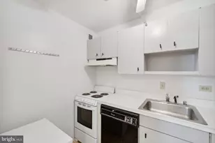 1301 Delaware Ave SW, Washington, DC 20024 - Photo 8