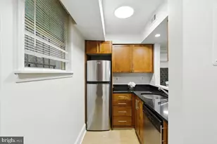 1367 K St SE, Washington, DC 20003 - Photo 10