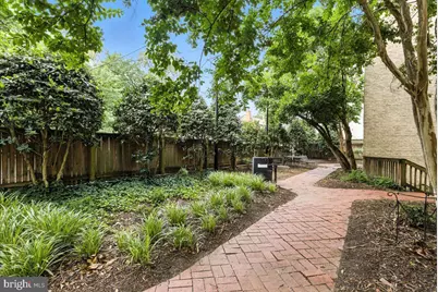 1367 K Street SE #B, Washington, DC 20003 - Photo 20