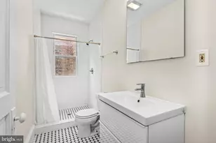 502 G St NE, Washington, DC 20002 - Photo 32