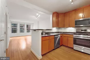 915 E St NW, Washington, DC 20004 - Photo 6
