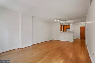 915 E St NW, Washington, DC 20004 - Photo 10