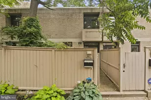 361 N St SW, Washington, DC 20024 - Photo 36