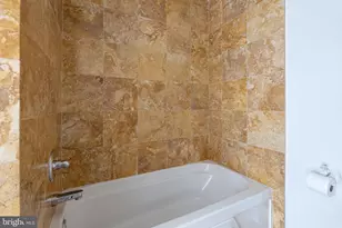 1300 13th St NW, Washington, DC 20005 - Photo 30