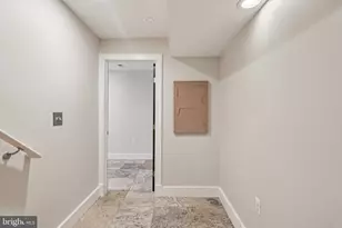 1409 G St NE, Washington, DC 20002 - Photo 40