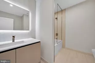 2121 Ward Pl NW, Washington, DC 20037 - Photo 14