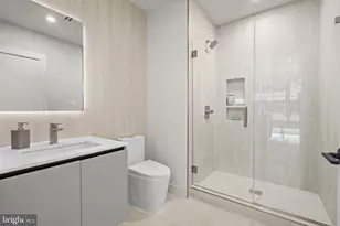 2121 Ward Pl NW, Washington, DC 20037 - Photo 14