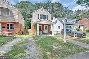 2842 30th St NE, Washington, DC 20018 - Photo 18