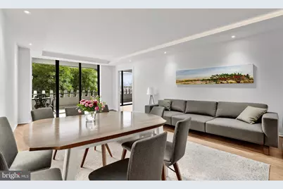 700 New Hampshire Avenue NW #303, Washington, DC 20037 - Photo 1