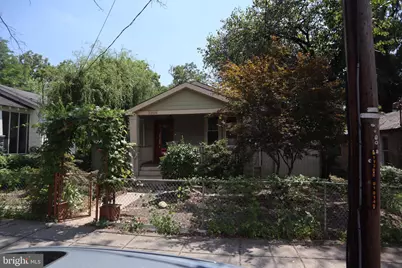 3209 E Street SE, Washington, DC 20019 - Photo 2