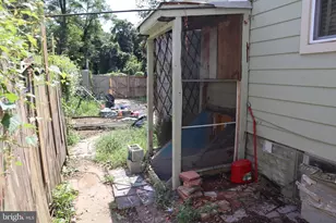 3209 E St SE, Washington, DC 20019 - Photo 36