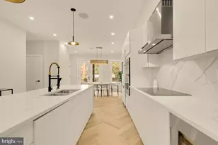 3703 Reservoir Rd NW, Washington, DC 20007 - Photo 18