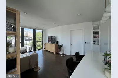 1999 9 1/2 Street NW #303, Washington, DC 20001 - Photo 4