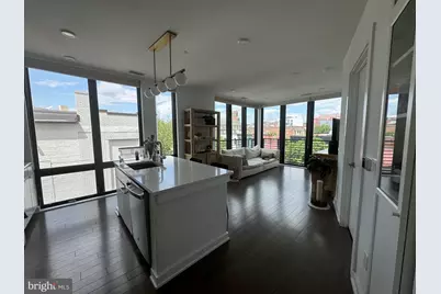 1999 9 1/2 Street NW #303, Washington, DC 20001 - Photo 2
