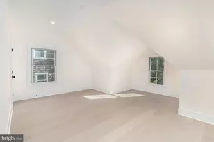 5631 MacArthur Blvd NW, Washington, DC 20016 - Photo 50