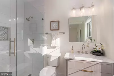 5631 Macarthur Boulevard NW, Washington, DC 20016 - Photo 40