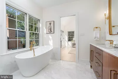 5631 Macarthur Boulevard NW, Washington, DC 20016 - Photo 26