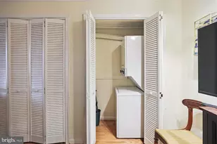 1811 T St NW, Washington, DC 20009 - Photo 10