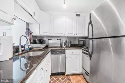 1239 Vermont Avenue NW #902, Washington, DC 20005 - Photo 10