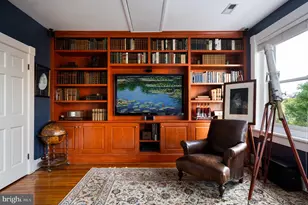 1612 T St NW, Washington, DC 20009 - Photo 30