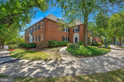 2106 Suitland Terrace SE, Washington, DC 20020 - Photo 2