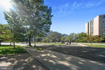 2475 Virginia Avenue NW #728, Washington, DC 20037 - Photo 28