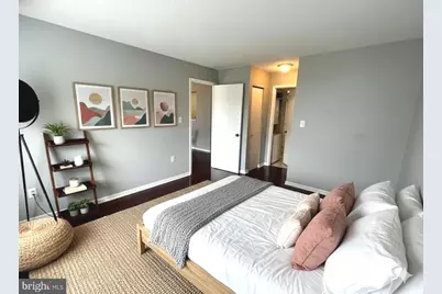 2111 Wisconsin Avenue NW #420, Washington, DC 20007 - Photo 12