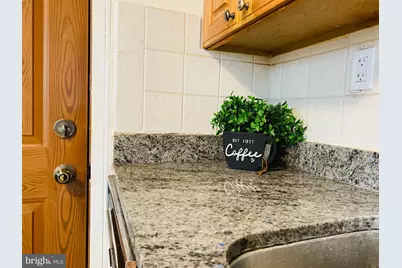 7527 8th Street NW, Washington, DC 20012 - Photo 10