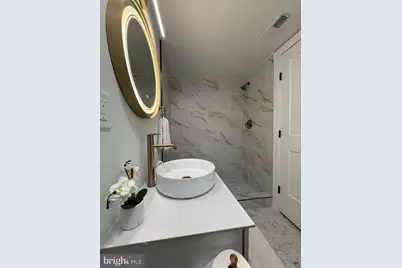 607 K Street NE, Washington, DC 20002 - Photo 64