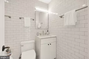 811 East Capitol St SE, Washington, DC 20003 - Photo 24