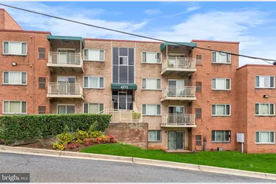 4272 East Capitol Street E #2, Washington, DC 20019 - Photo 2