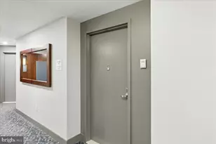 1025 1st St SE, Washington, DC 20003 - Photo 26