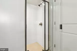 1025 1st St SE, Washington, DC 20003 - Photo 18