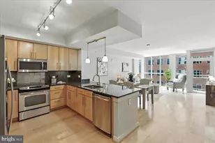 1025 1st St SE, Washington, DC 20003 - Photo 2