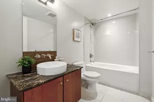 1025 1st St SE, Washington, DC 20003 - Photo 20