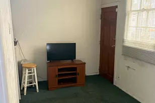 1418 E St NE, Washington, DC 20002 - Photo 6