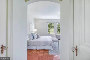 4000 Cathedral Ave NW, Washington, DC 20016 - Photo 14