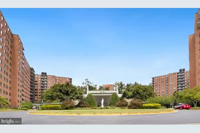 4201 Cathedral Avenue NW #913W, Washington, DC 20016 - Photo 1