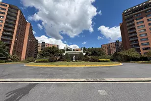 4201 Cathedral Ave NW, Washington, DC 20016 - Photo 2