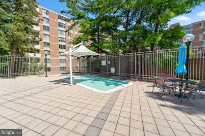 3001 Veazey Terrace NW #1009, Washington, DC 20008 - Photo 22