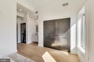 207 Florida Ave NW, Washington, DC 20001 - Photo 18