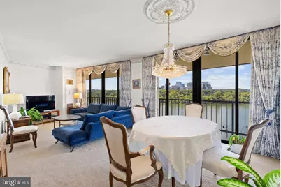 700 New Hampshire Avenue NW #905, Washington, DC 20037 - Photo 2