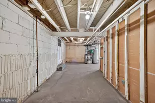 213 Van Buren St NW, Washington, DC 20012 - Photo 32