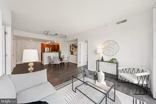 1111 11th St NW, Washington, DC 20001 - Photo 4