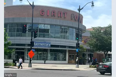 3028 Wisconsin Avenue NW #APT402, Washington, DC 20016 - Photo 28