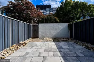 354 N St SW, Washington, DC 20024 - Photo 16